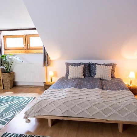 Veszprém Sziklai Apartman מראה חיצוני תמונה