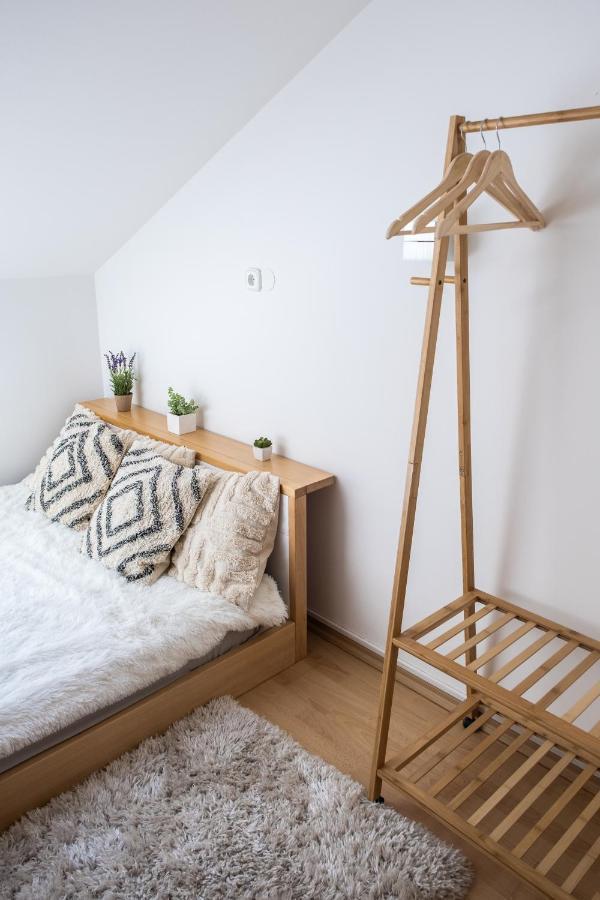 Veszprém Sziklai Apartman מראה חיצוני תמונה