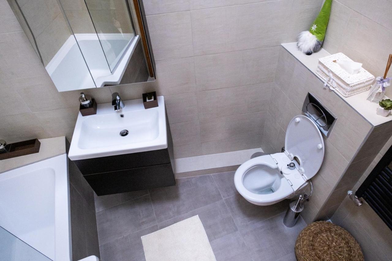 Veszprém Sziklai Apartman מראה חיצוני תמונה